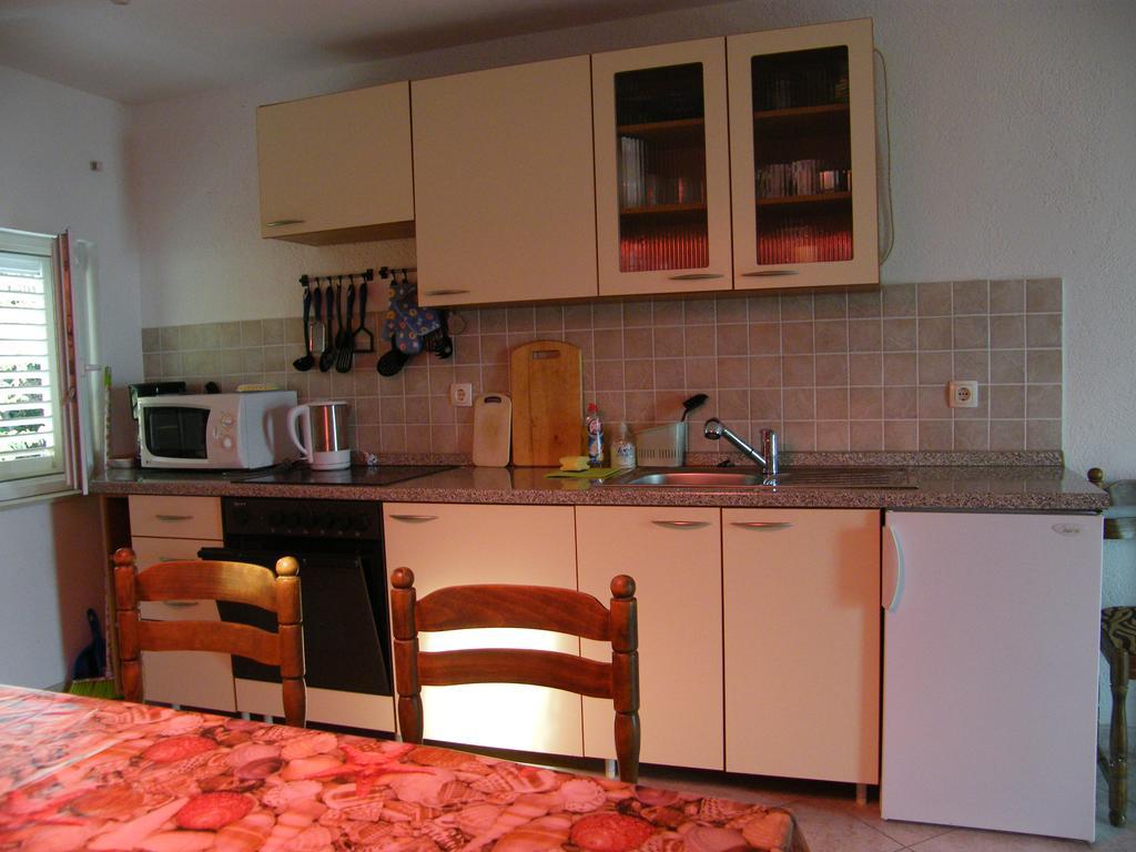 Apartment Aida Trogir Exterior photo